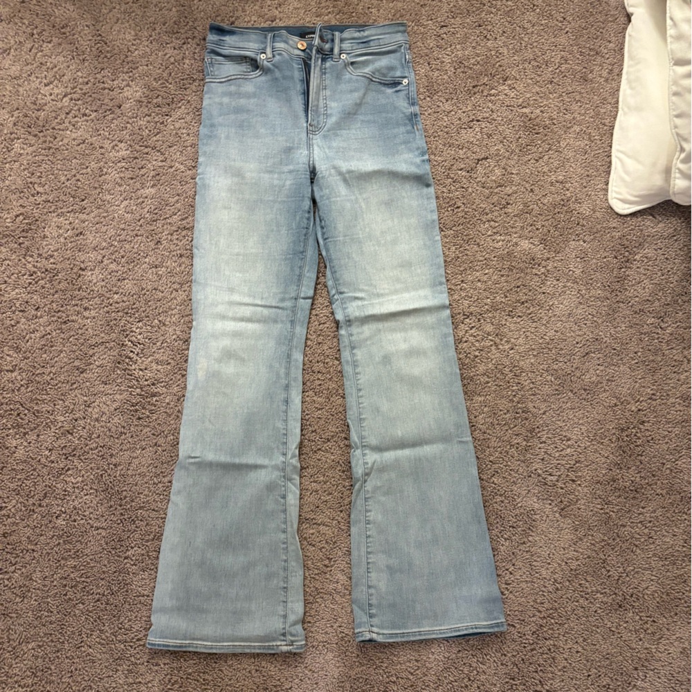 Express Flare Jeans